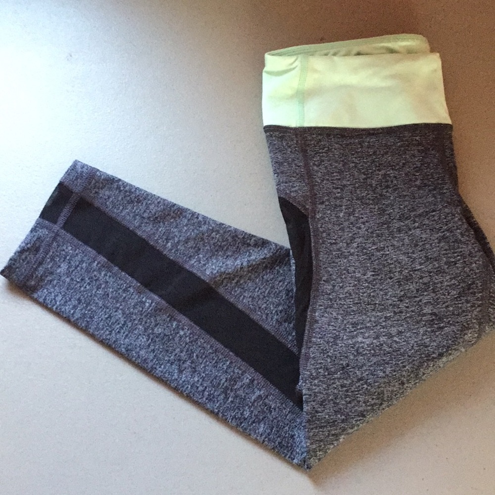 Zella grey & mint cropped leggings, mesh